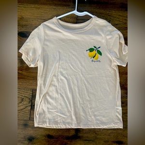 Tan squeeze the day lemon t shirt